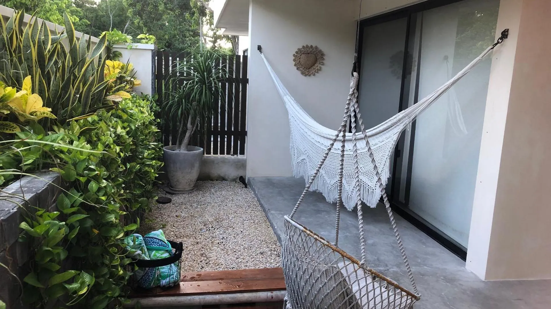 Ξενοδοχείο με διαμερίσματα Condominio Talulah Living Τουλούμ